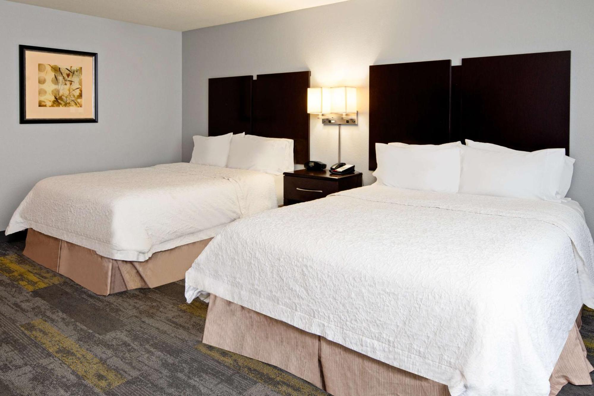 Hampton Inn And Suites Bakersfield / Highway 58 Екстериор снимка